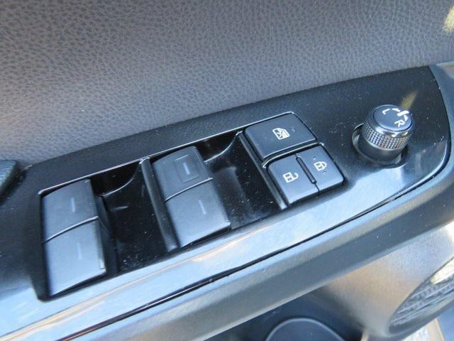 2020 Toyota PRIUS PRIME XLE