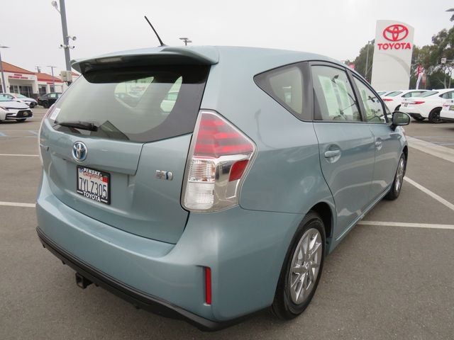 2015 Toyota PRIUS v Five