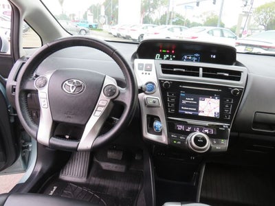 2015 Toyota PRIUS v Five