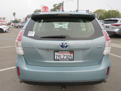 2015 Toyota PRIUS v Five