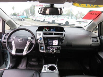 2015 Toyota PRIUS v Five