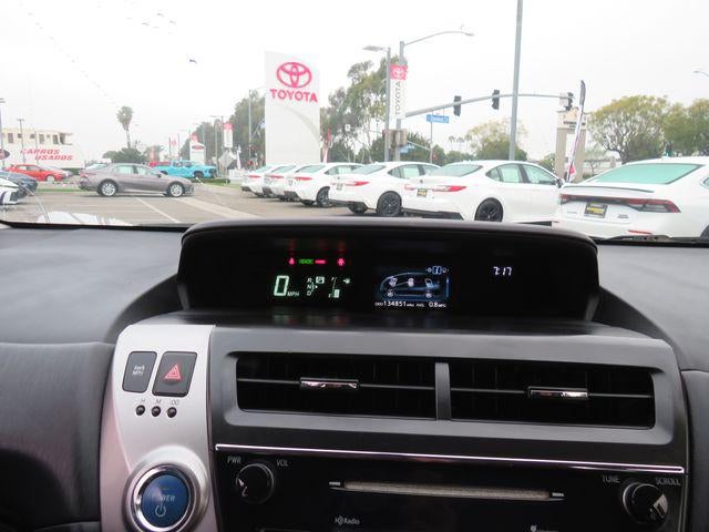 2015 Toyota PRIUS v Five