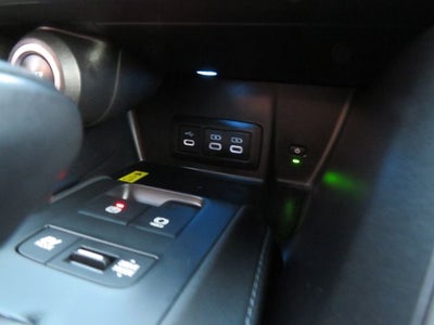 2023 Toyota Venza LE