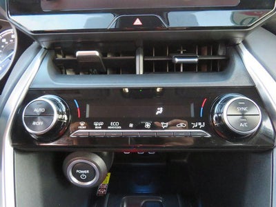 2023 Toyota Venza LE