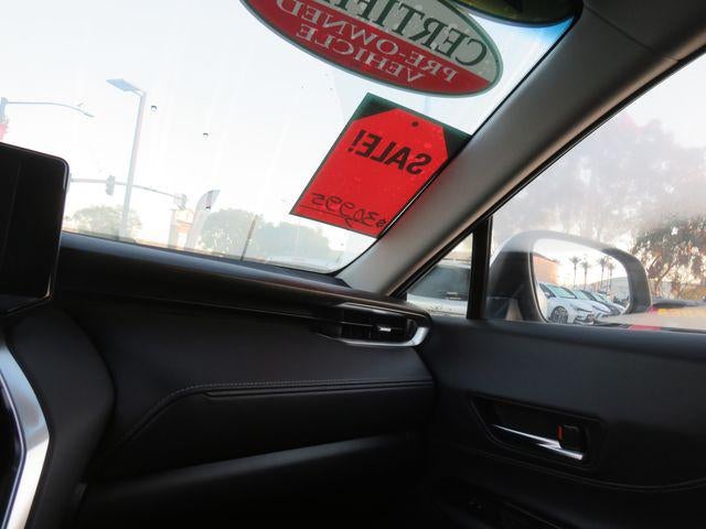 2023 Toyota Venza LE