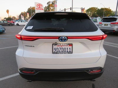 2023 Toyota Venza LE