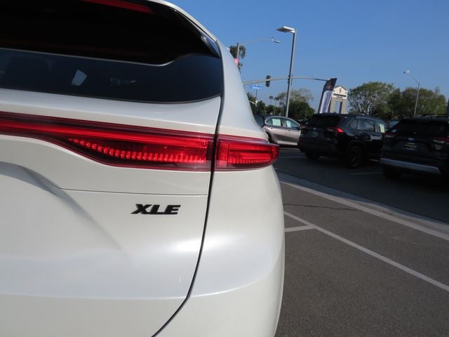 2023 Toyota Venza Nightshade