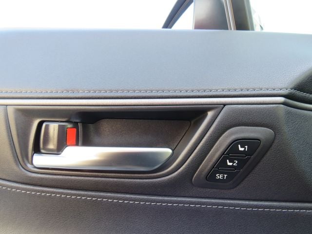 2023 Toyota Venza Nightshade