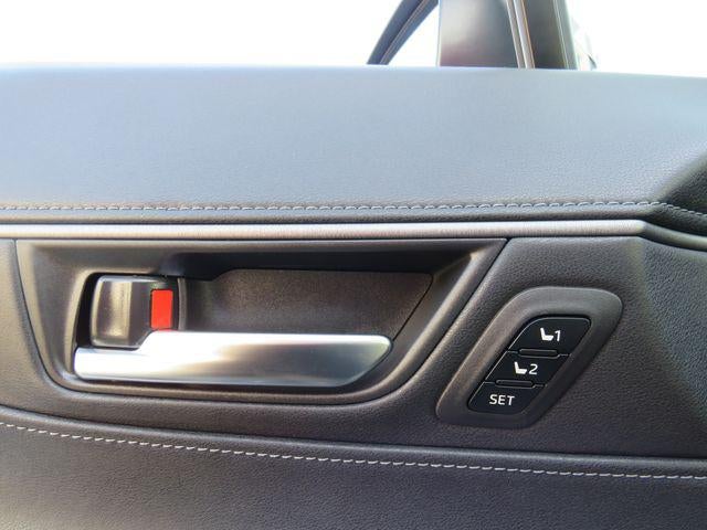 2023 Toyota Venza Nightshade