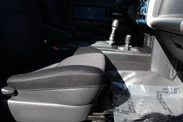 2011 Toyota FJ CRUISER Base