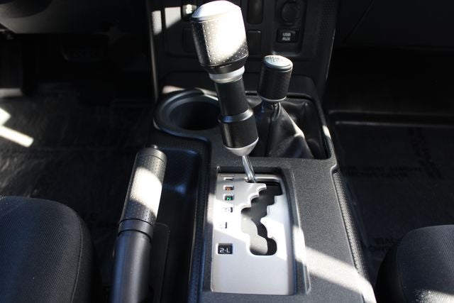 2011 Toyota FJ CRUISER Base
