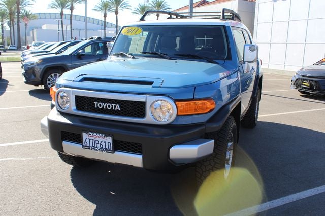 2011 Toyota FJ CRUISER Base