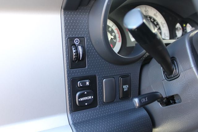 2011 Toyota FJ CRUISER Base