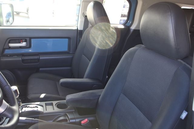 2011 Toyota FJ CRUISER Base