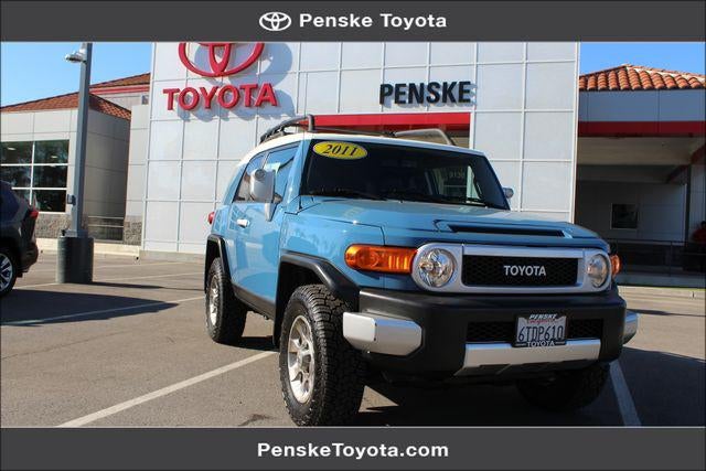 2011 Toyota FJ CRUISER Base