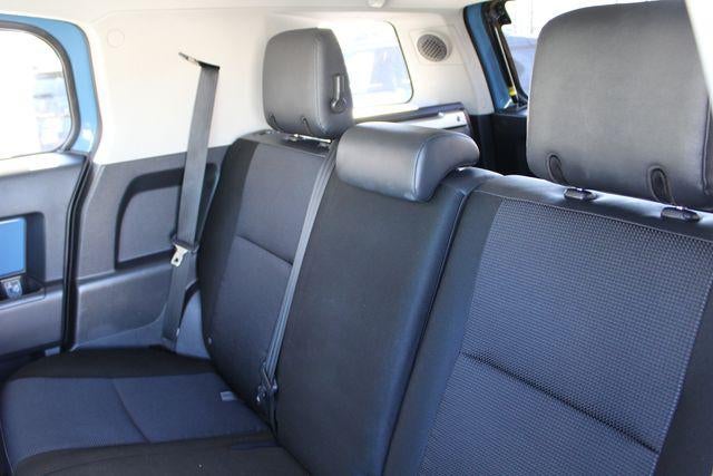 2011 Toyota FJ CRUISER Base