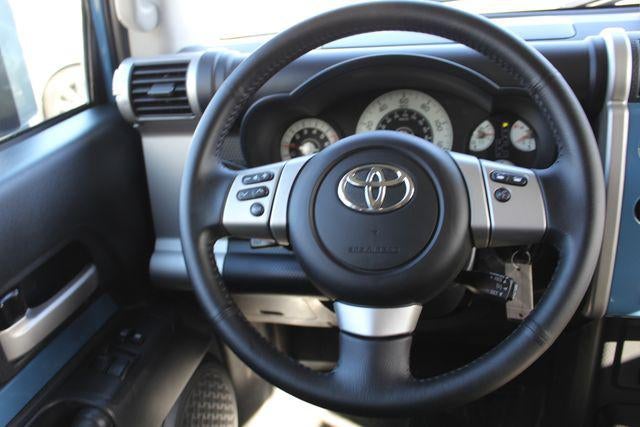 2011 Toyota FJ CRUISER Base