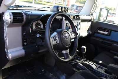 2011 Toyota FJ CRUISER Base