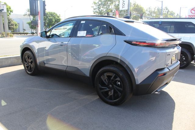 2026 Toyota C-HR SE