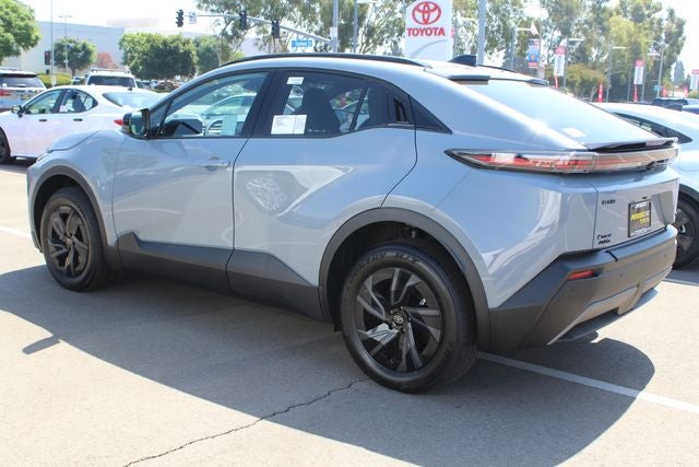 2026 Toyota C-HR SE