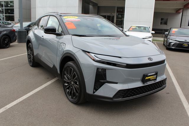 2026 Toyota C-HR XSE