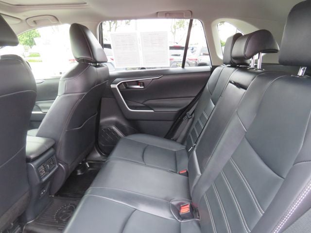 2024 Toyota RAV4 HYBRID XLE Premium