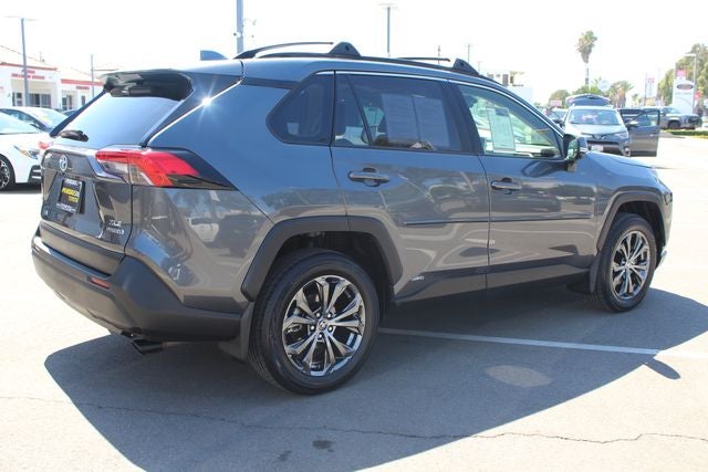 2023 Toyota RAV4 Hybrid XLE Premium