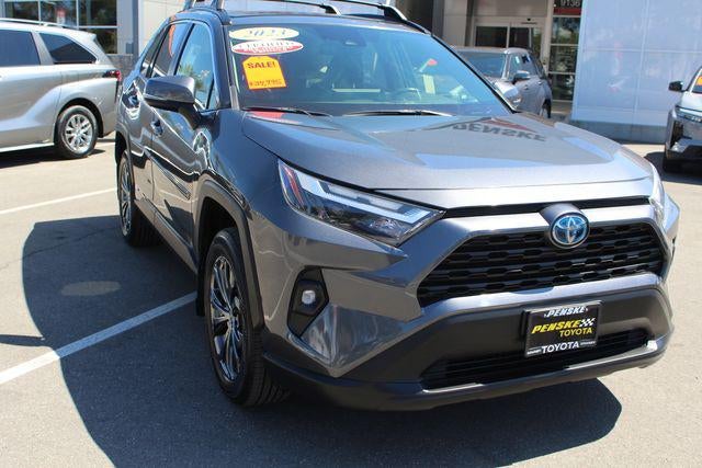 2023 Toyota RAV4 Hybrid XLE Premium