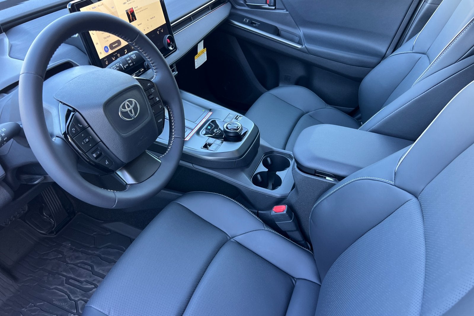 2027 Toyota bZ Woodland bZ Woodland Premium