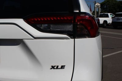 2020 Toyota RAV4 XLE Premium