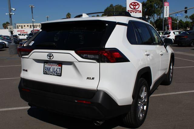 2020 Toyota RAV4 XLE Premium