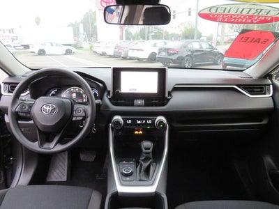 2025 Toyota RAV4 HYBRID LE