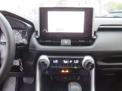 2025 Toyota RAV4 HYBRID LE