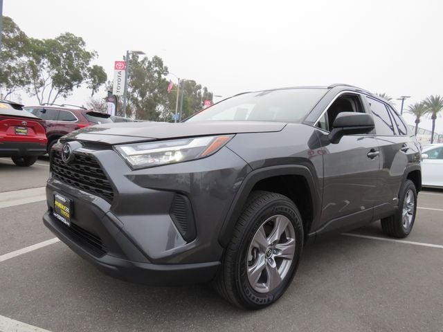 2025 Toyota RAV4 HYBRID LE