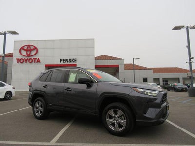 2025 Toyota RAV4 HYBRID LE