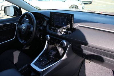 2020 Toyota RAV4 Hybrid LE