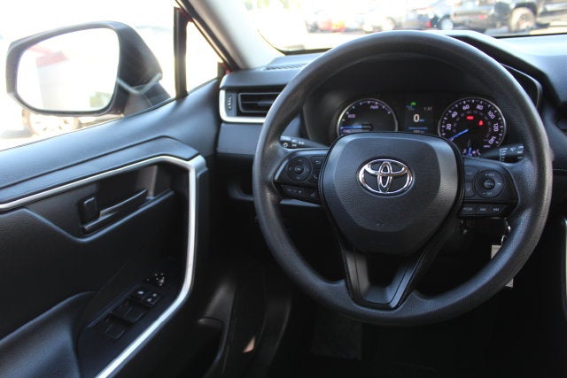 2020 Toyota RAV4 Hybrid LE