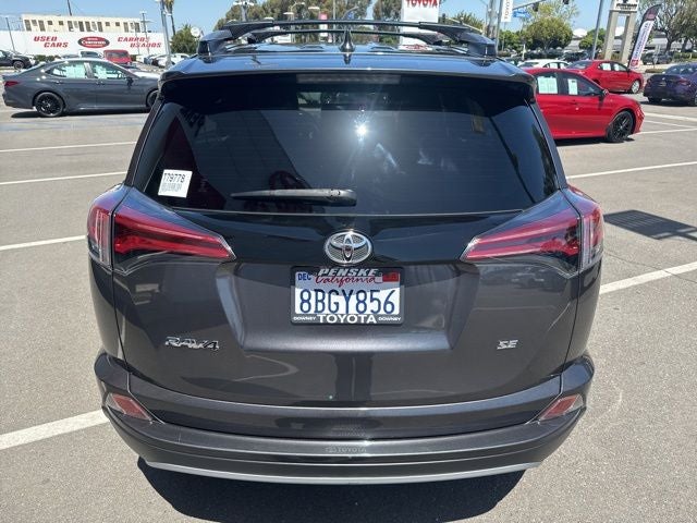 2018 Toyota RAV4 SE