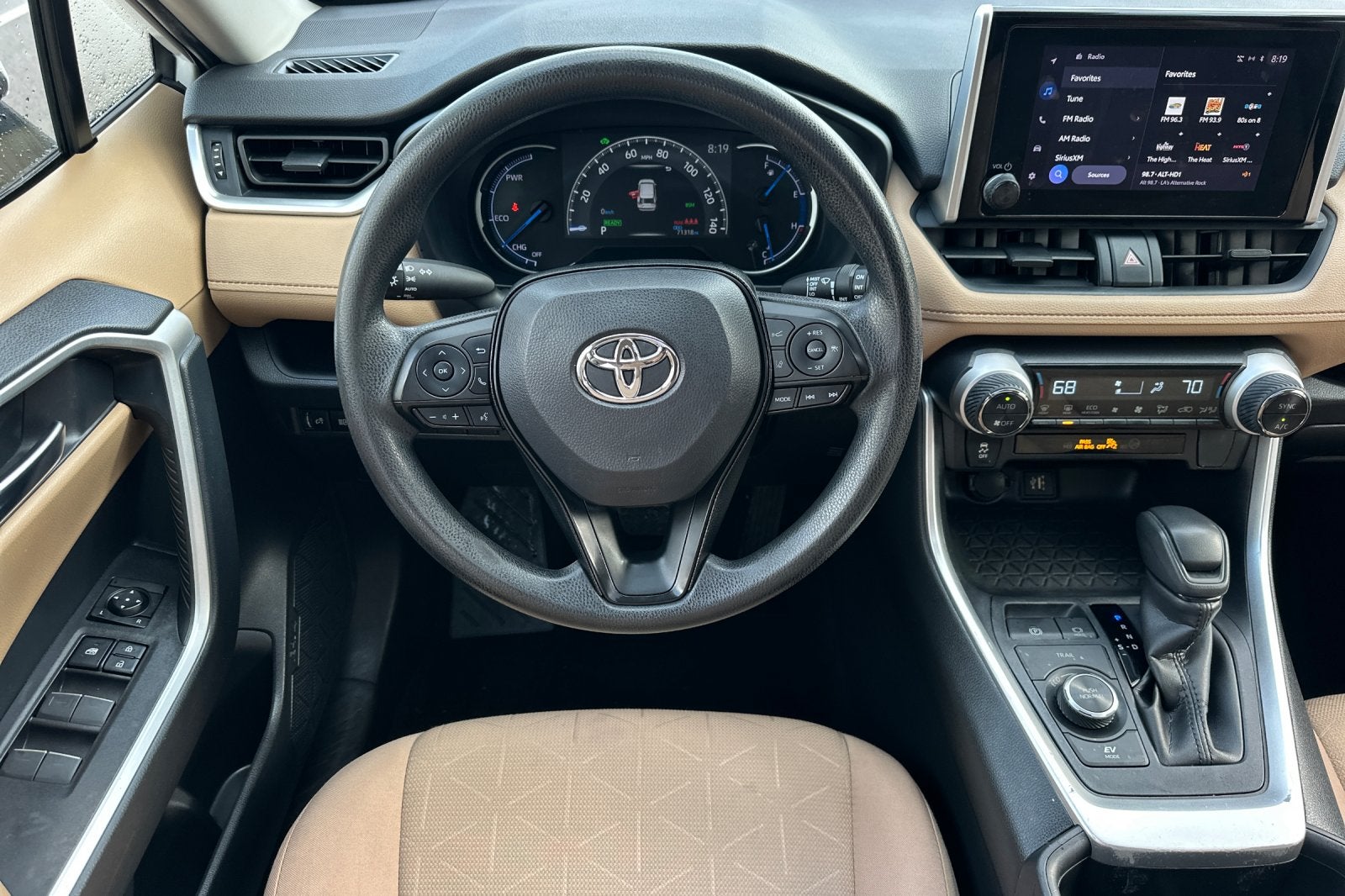 2023 Toyota RAV4 Hybrid XLE