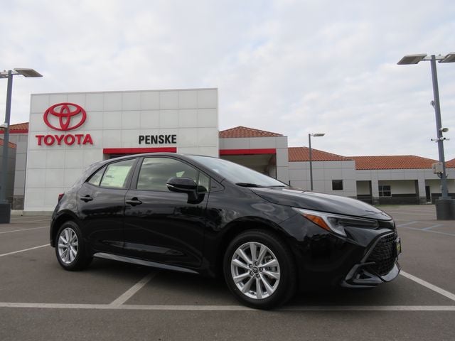 2026 Toyota Corolla Hatchback SE