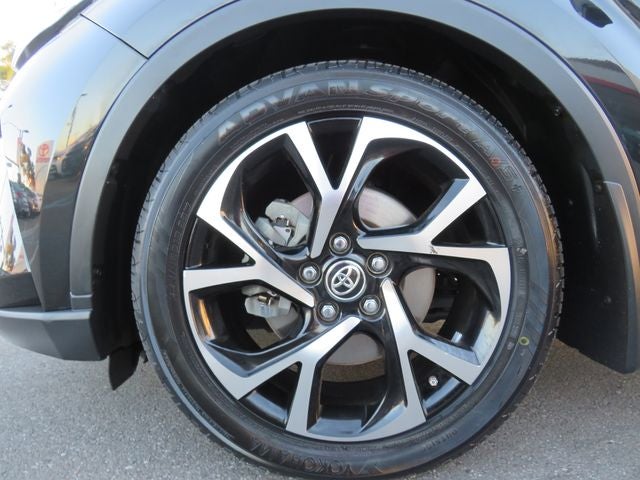 2020 Toyota C-HR XLE