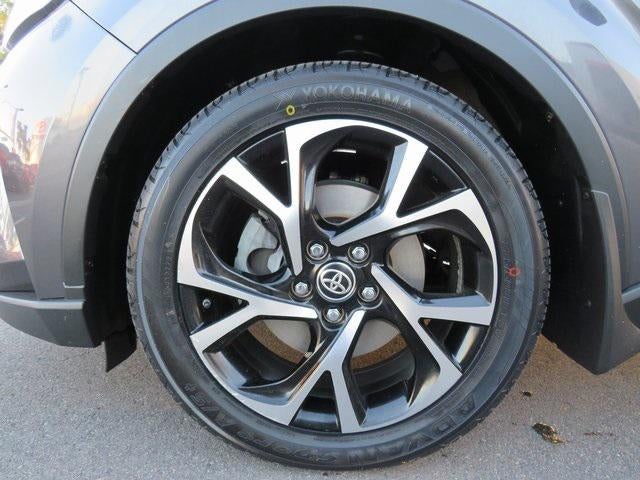 2020 Toyota C-HR XLE