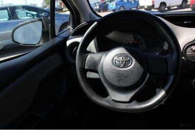 2016 Toyota Yaris L