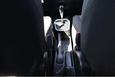 2016 Toyota Yaris L