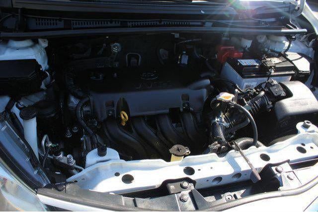 2016 Toyota Yaris L