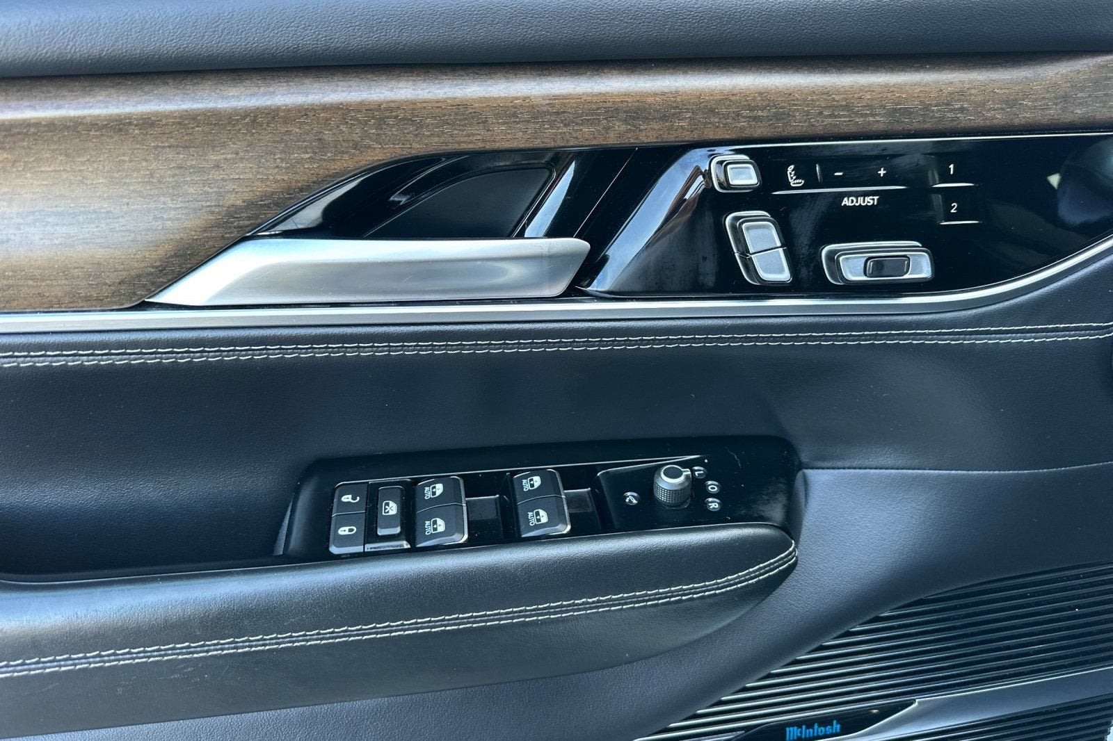 2023 Jeep Grand Wagoneer Series II