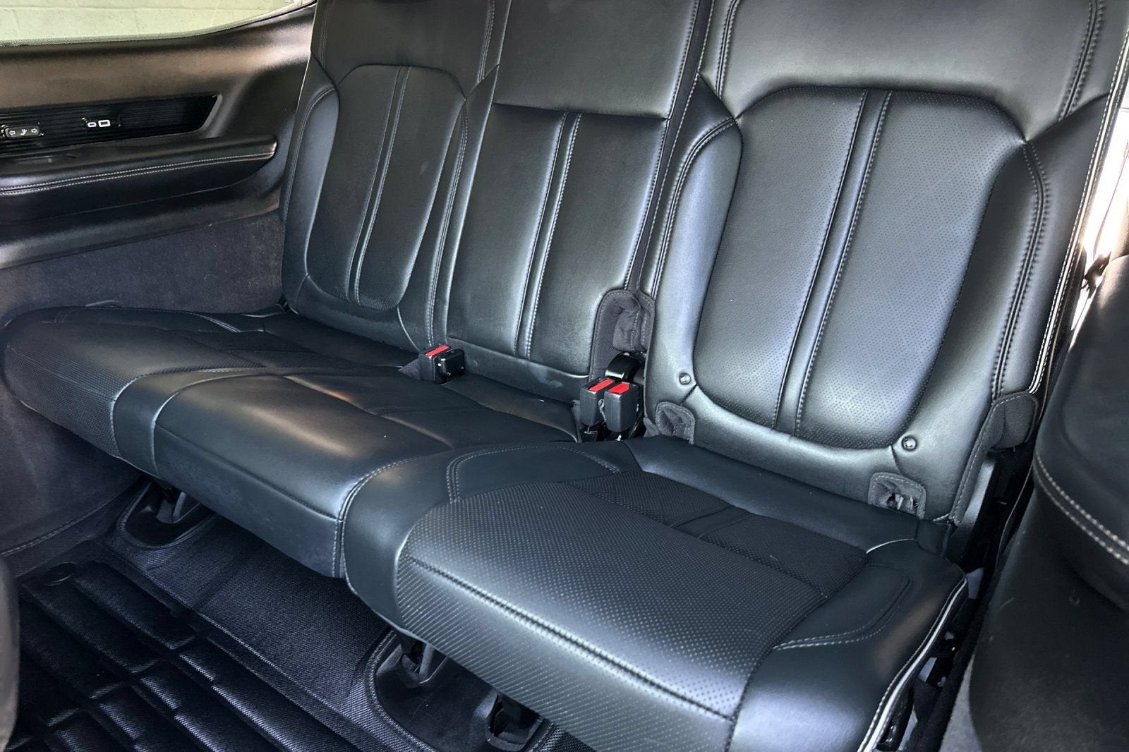 2023 Jeep Grand Wagoneer Series II