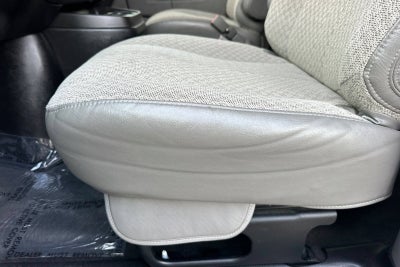 2024 Chevrolet Express Passenger 3500 1LT
