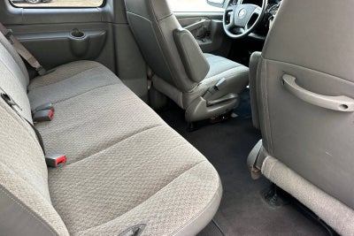 2024 Chevrolet Express Passenger 3500 1LT