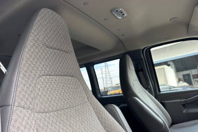 2024 Chevrolet Express Passenger 3500 1LT